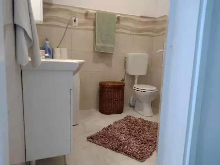 Suite Goldenleaf Villeurbanne Apartment